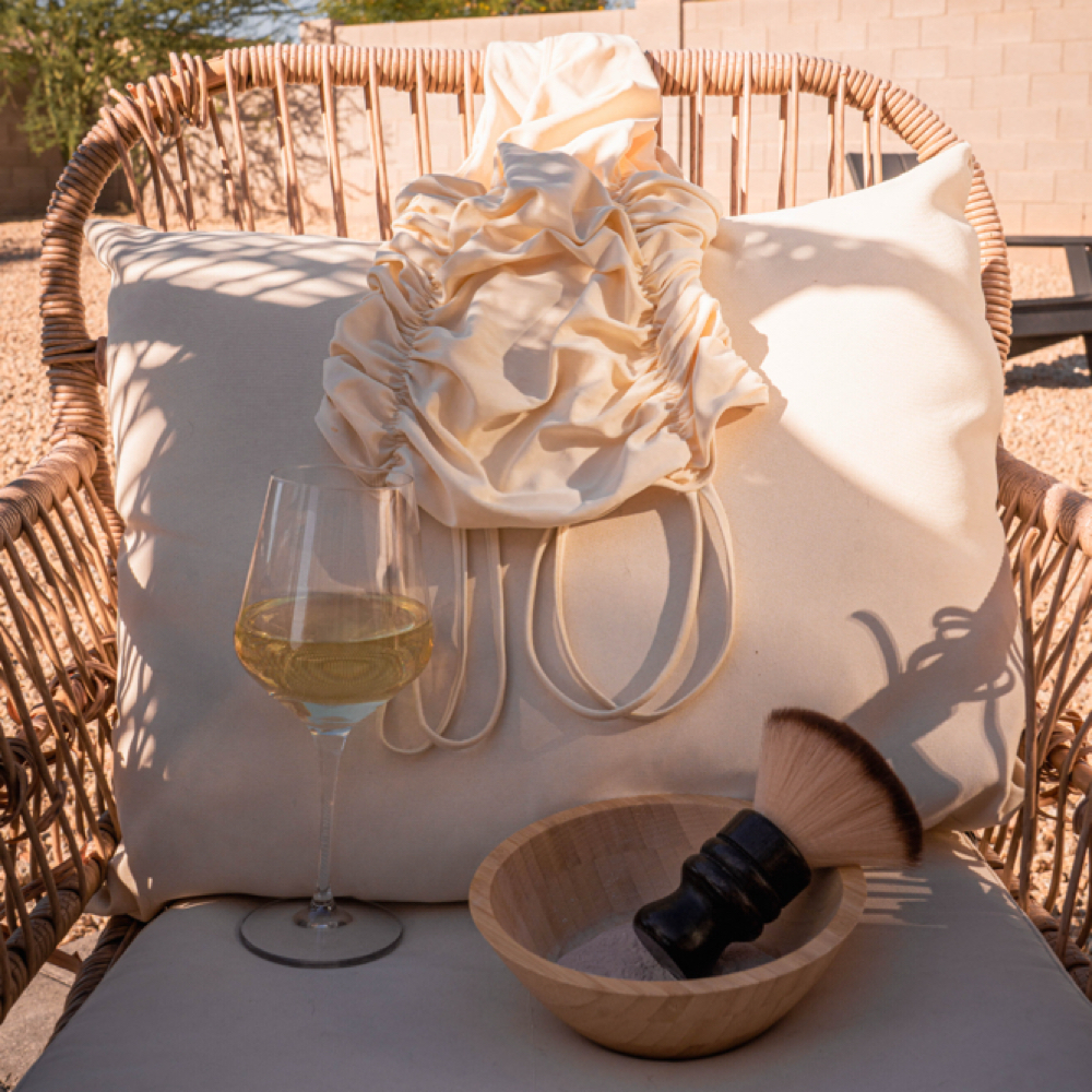 Mobile Dye & Fragrance Free Tan at Zona Glow & Co. in Gilbert, AZ