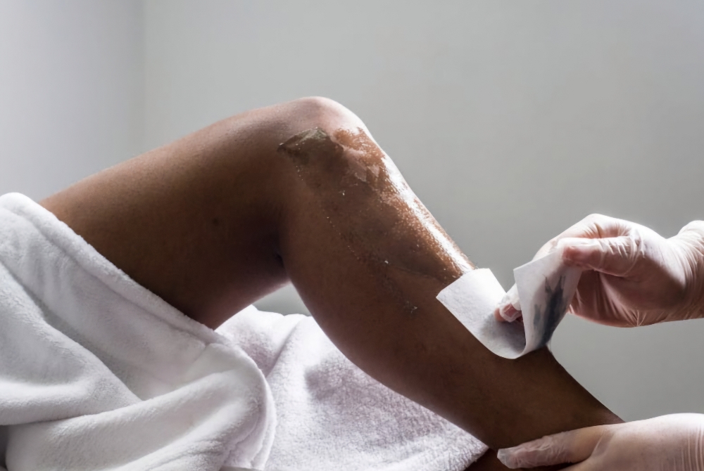 LEG WAX-HALF