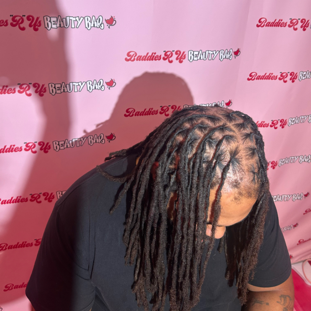 Locs Retwist at Sash Levy in Sacramento, CA