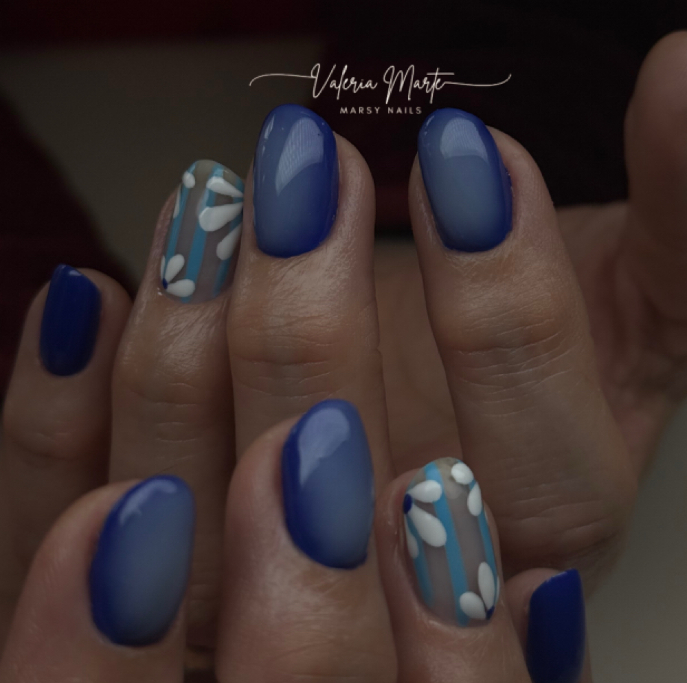 Manicura Rusa at Marsy Beauty Studio in Manatí, PR