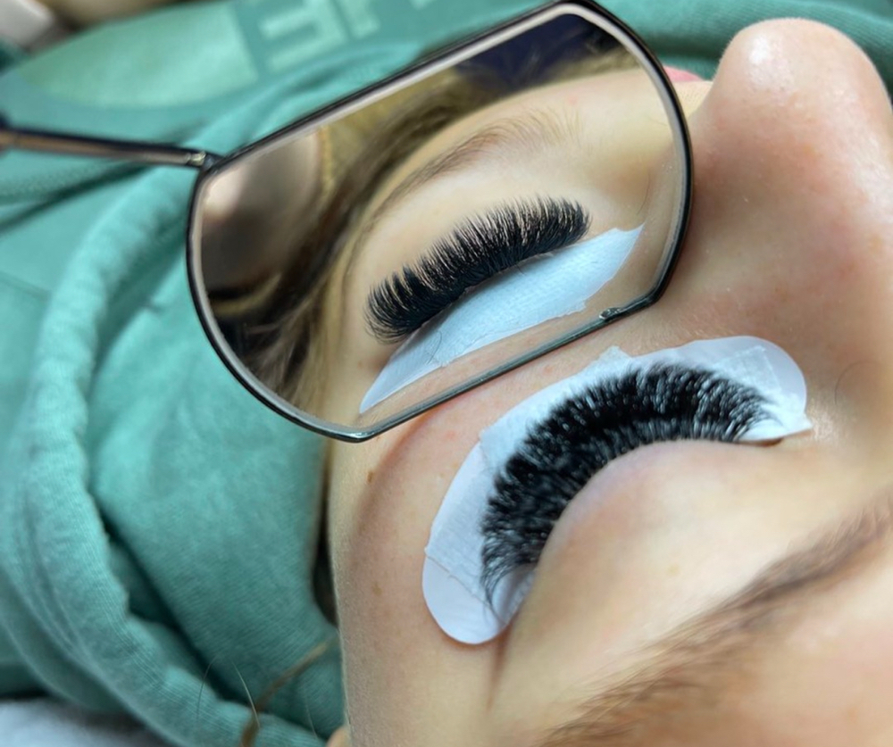 Volume Eyelash Extensions