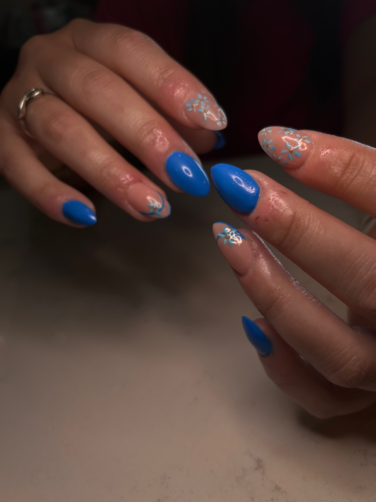 gel x manicure