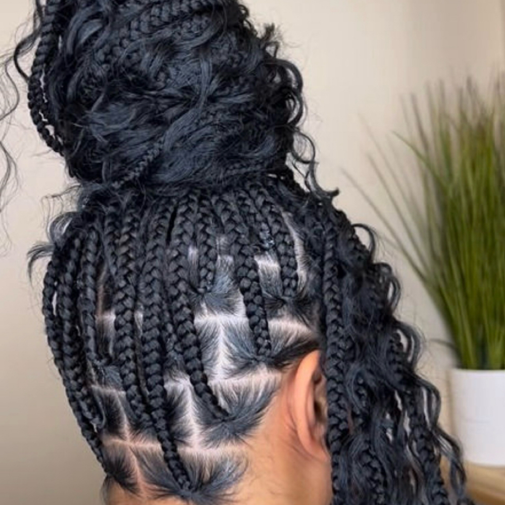 Medium Large Boho&bora( Bring Boho) at Blessing braiding bar in South Holland, IL