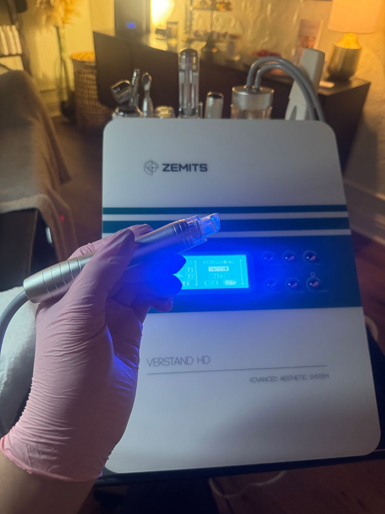 HydroGlow & Go Express Treatment