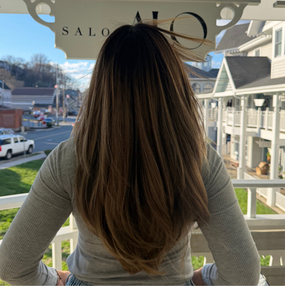 Haircut and Style at Salón ALO in Occoquan, VA