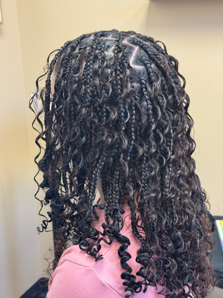 Bohemian knots