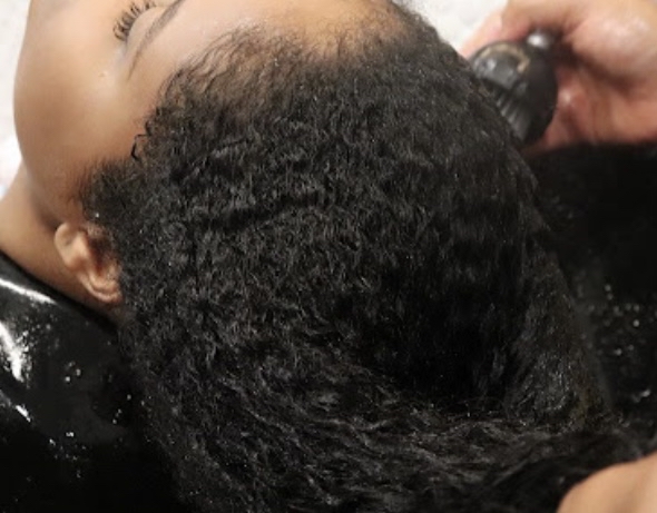 Shampoo/Blow Dry
