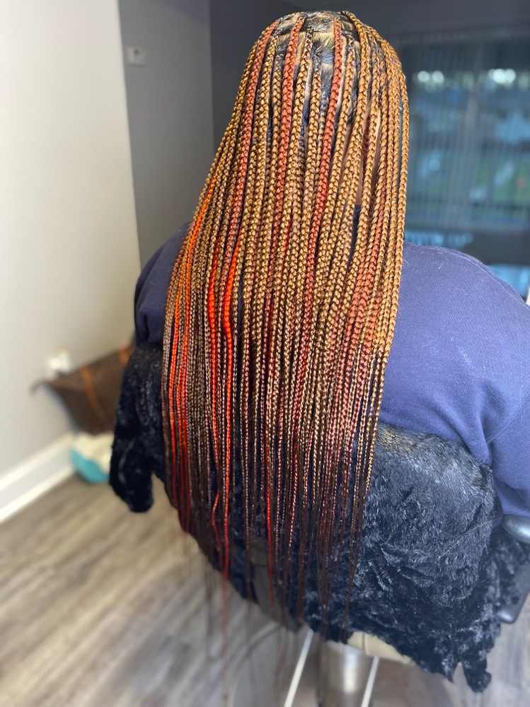 Medium Knotless at Creative Touch By Tasha in Byram, MS
