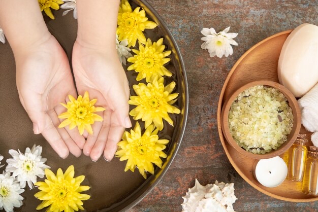 Hydrating Manicure