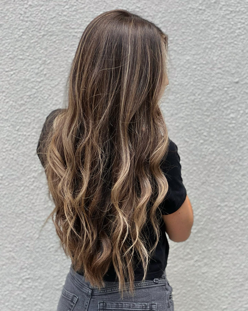 Partial Foil/Balayage & Blowdry