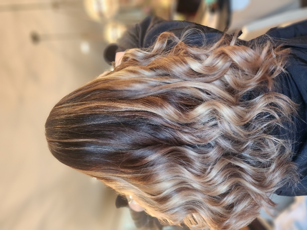 Full Color W/ Highlight at Artistry by K in Blackstone, VA