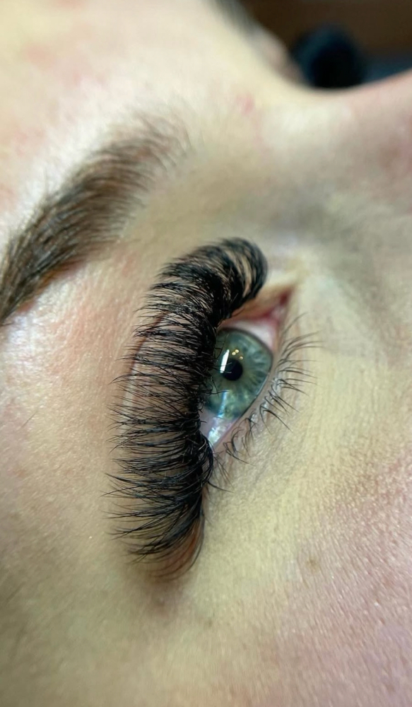 Volume Lashes