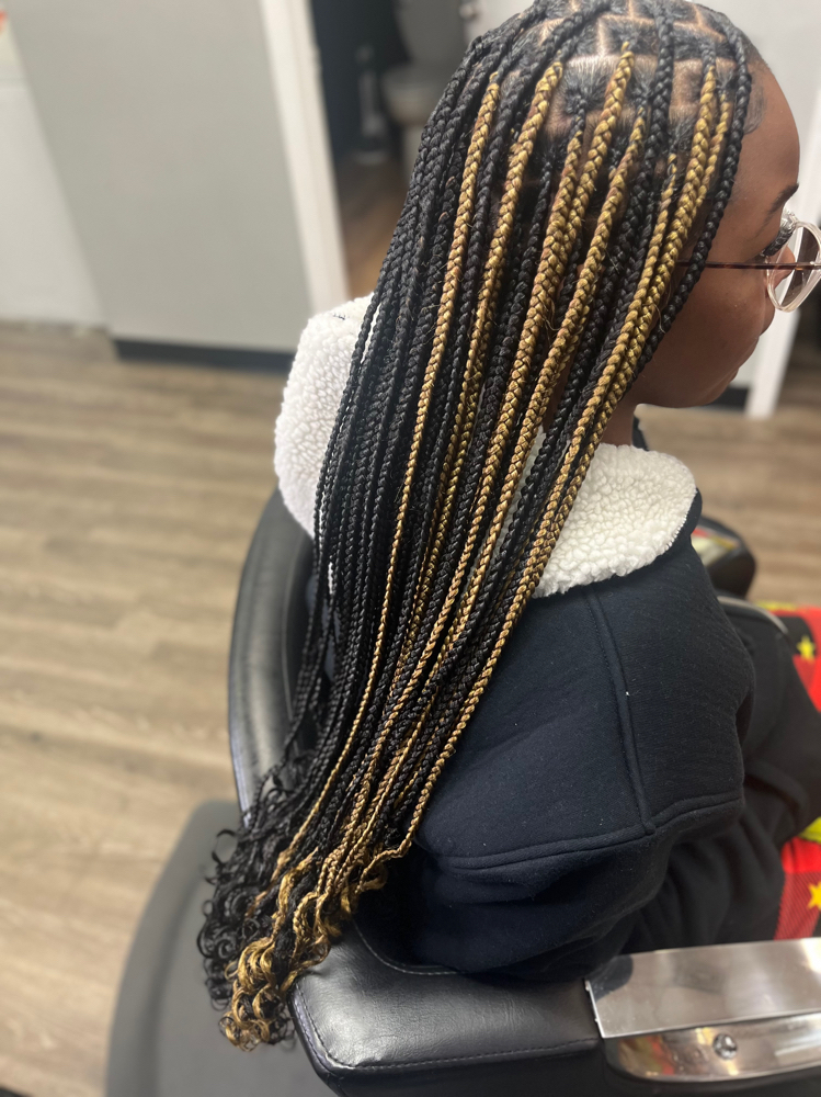 Medium Knotless Braids