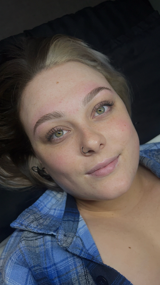 Brow Tinting