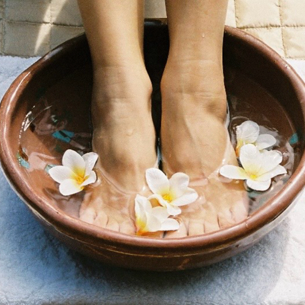 Foot Soak W/Epsom Salt at The Lux Day Spa in Riverside, CA