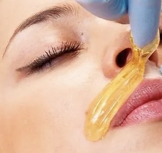 Sugaring lips