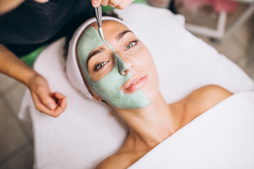 Ivy Essential Facial