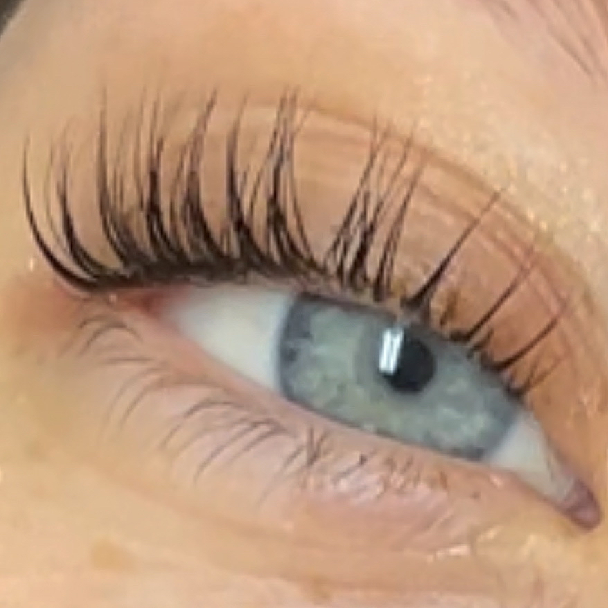Lash Lift And Tint