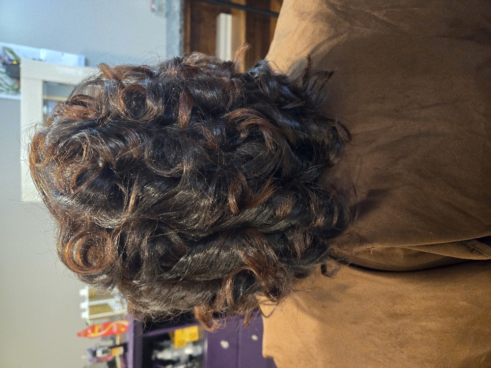 Shampoo And Style