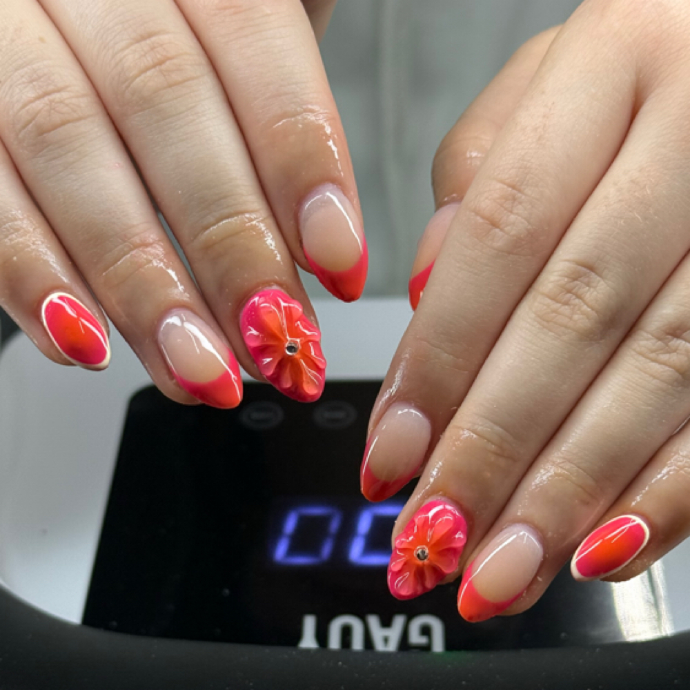 medium acrylic Set at HIGH MAINTENANCE HABITS SALON + LOUNGE in Aurora, IN