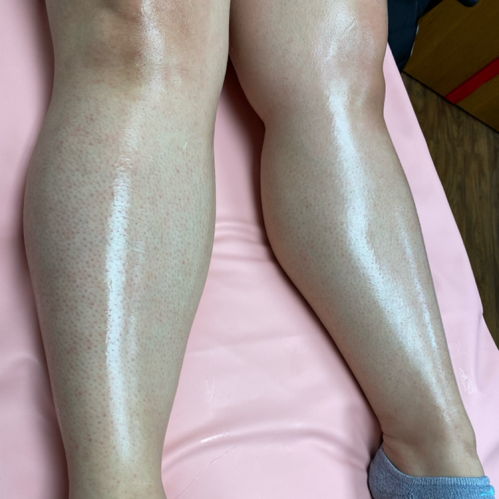 Upper or lower Leg wax