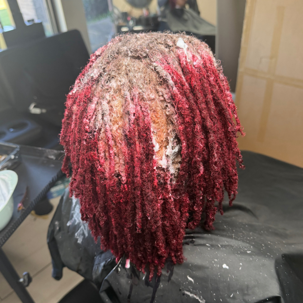 Color Remover at NICEE LOCS in Arlington, TX
