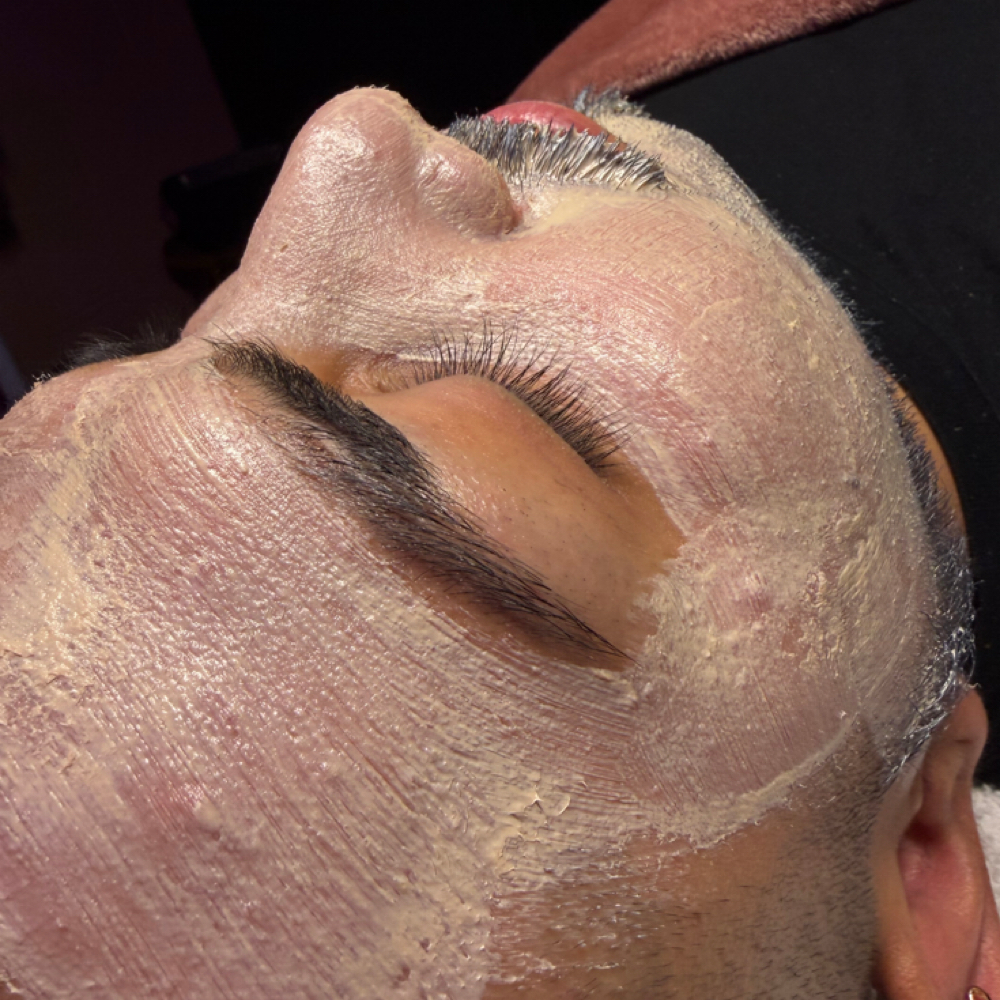 Deep Pore Cleansing Facial at The Beautee Spot in Phoenix, AZ