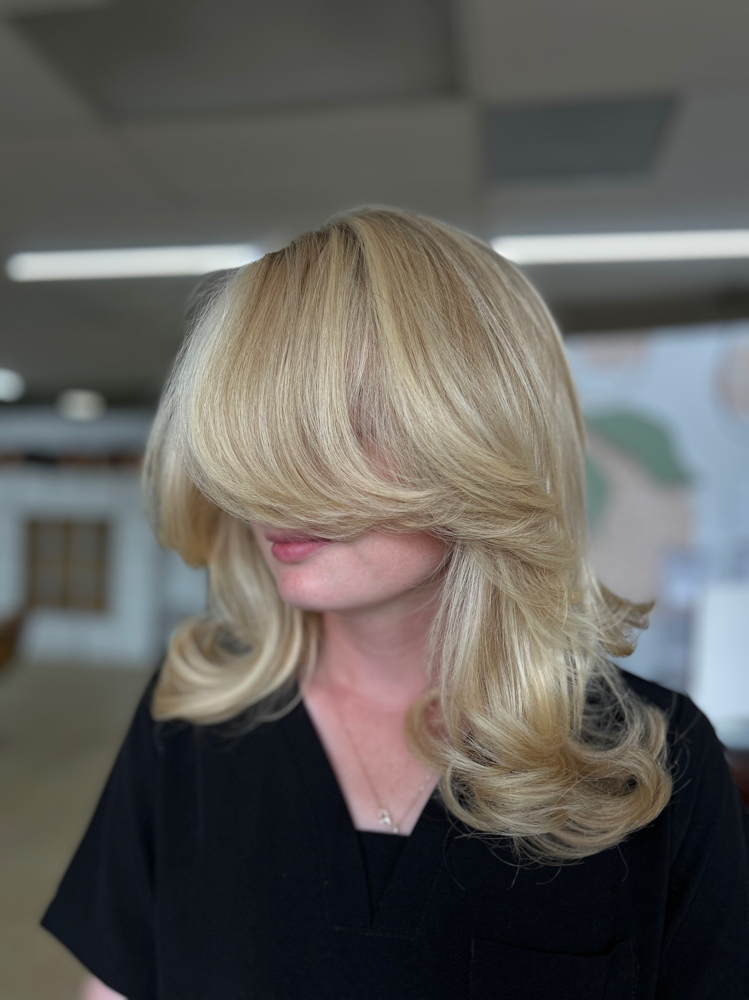 Basic Wash + Blowout at jaqsmetics in Kissimmee, FL