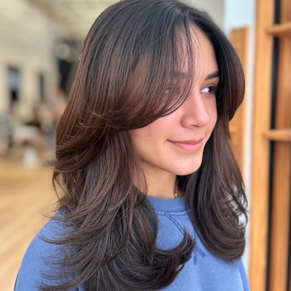 Medium-Long Haircut at Groovy Beauty Babes in San Antonio, TX