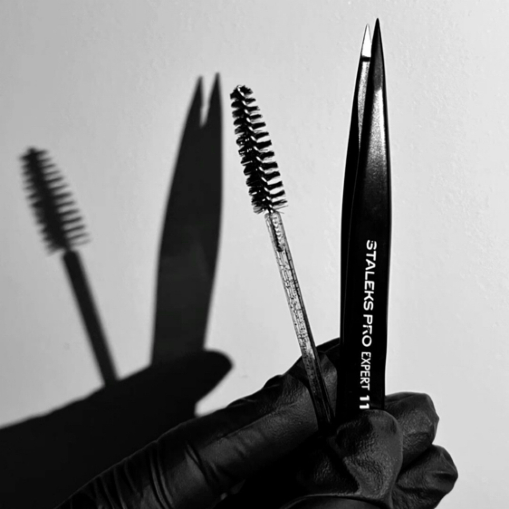 Eyebrow Tweeze And Trim at Jordie’s Esthetics in Sparks, NV