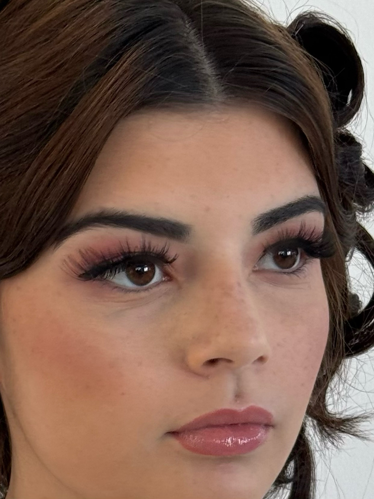 Lash Strip