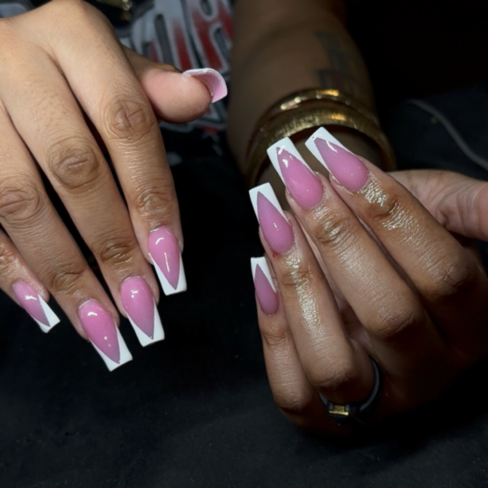 Long Set💕 at Prettyaesthetic._ in Nashville, TN