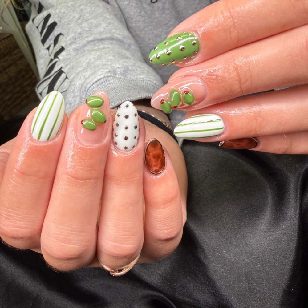 Short Gel-X at Lillian Barnes in Connersville, IN