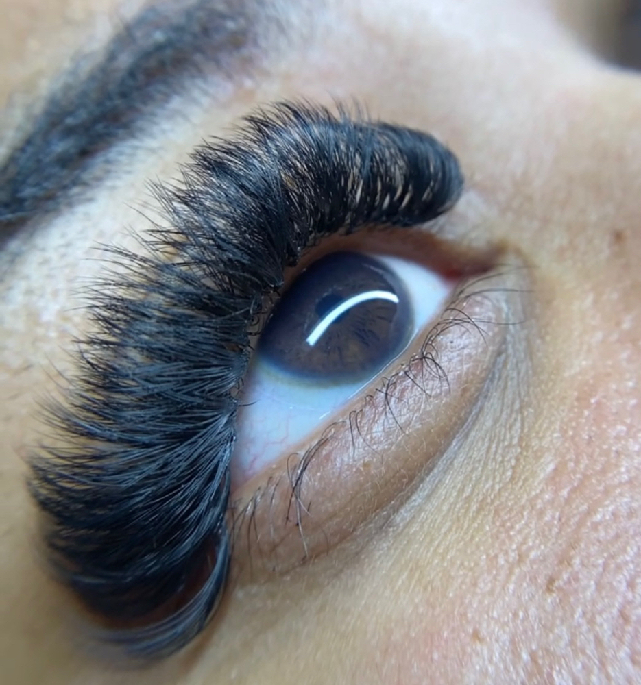 New Client Mega Volume Lash Set