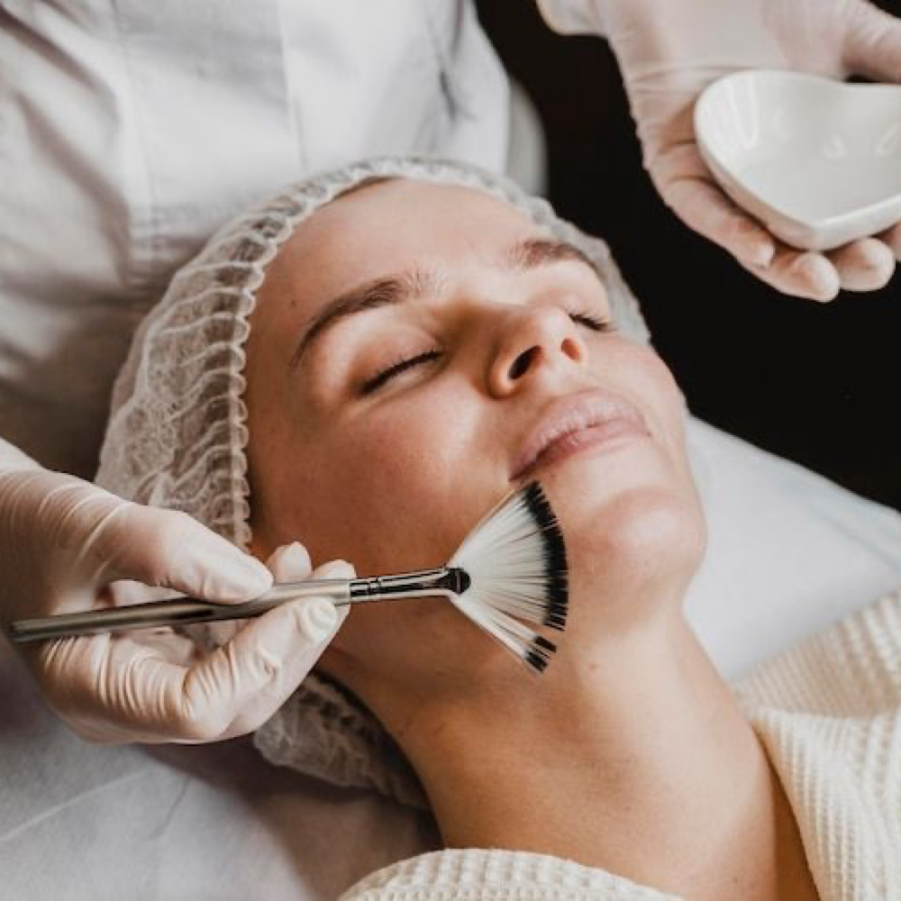 Ox 2 Korean Spicules Peel at SKINROOM by Luz Yailyn in Toa baja, PR