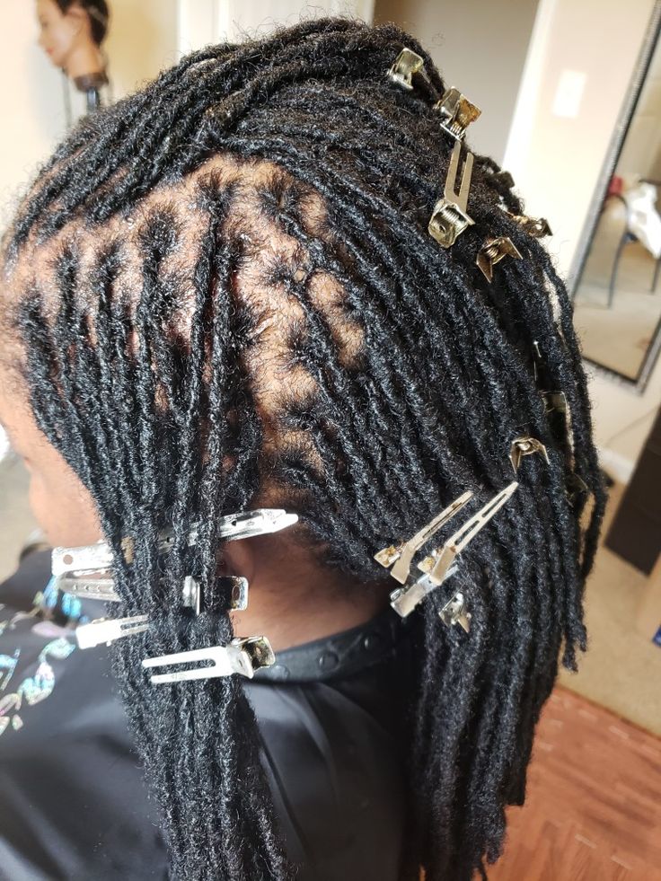 Medium Loc Interlock-75-150 Locs