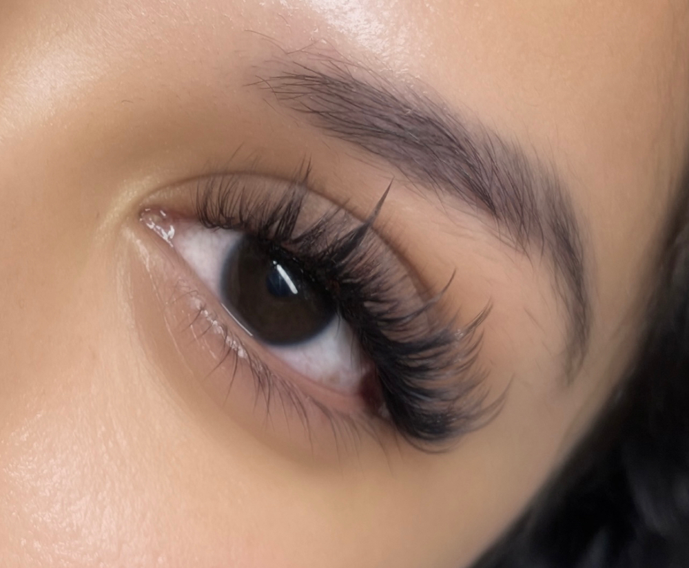 Short Wispy Full Set