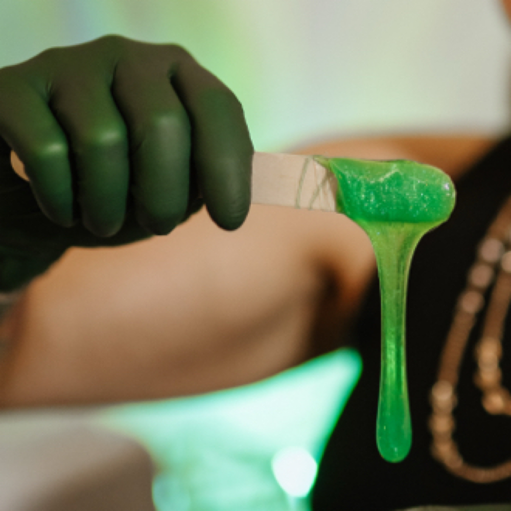 Half Leg Wax at Emerald Elegance in Windsor Heights, IA