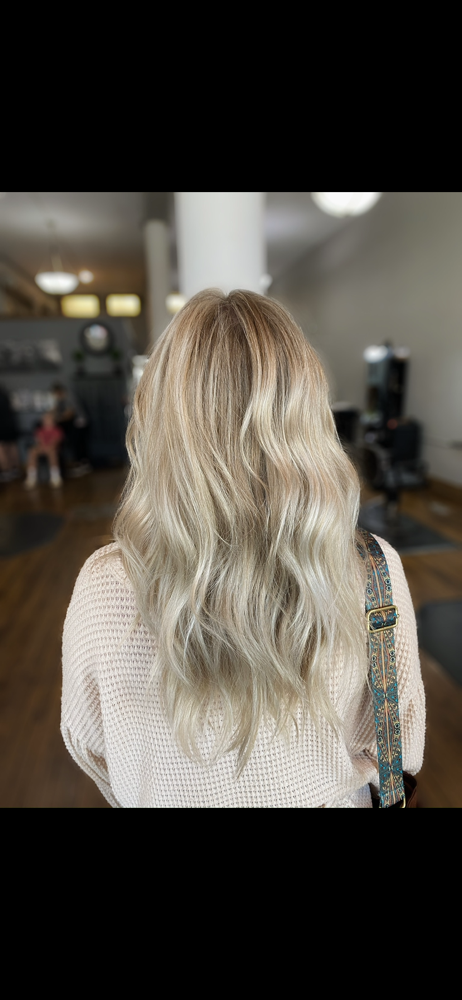 Full Highlight & Haircut -Alana