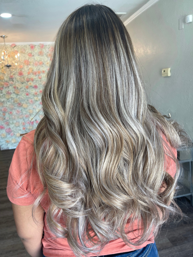 Toner/Gloss at Hair By Mary in Dinuba, CA