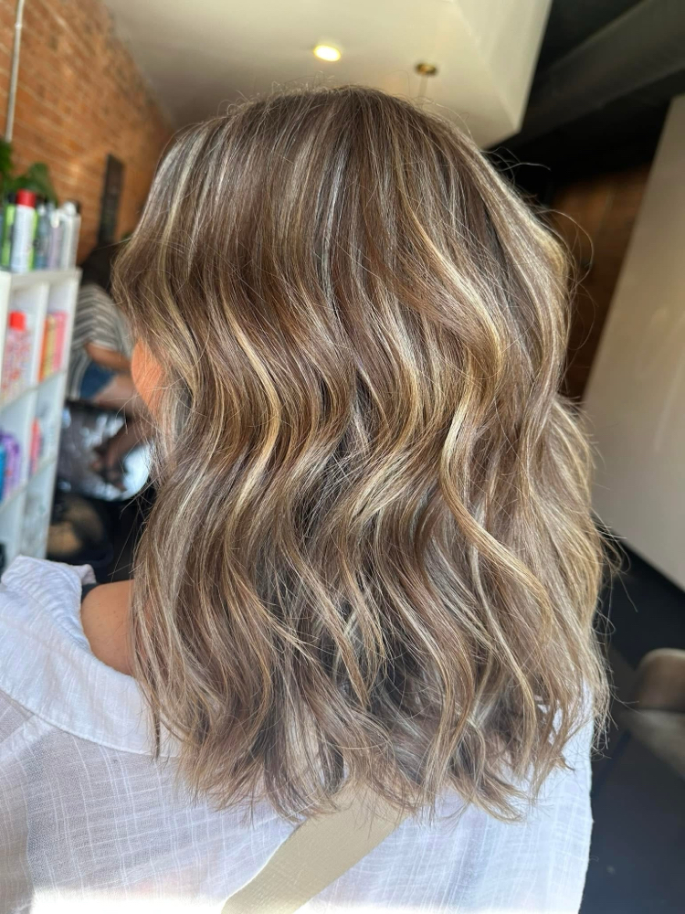 WASH/CUT/STYLE at Hailee Gullett in Bellefonataine, OH