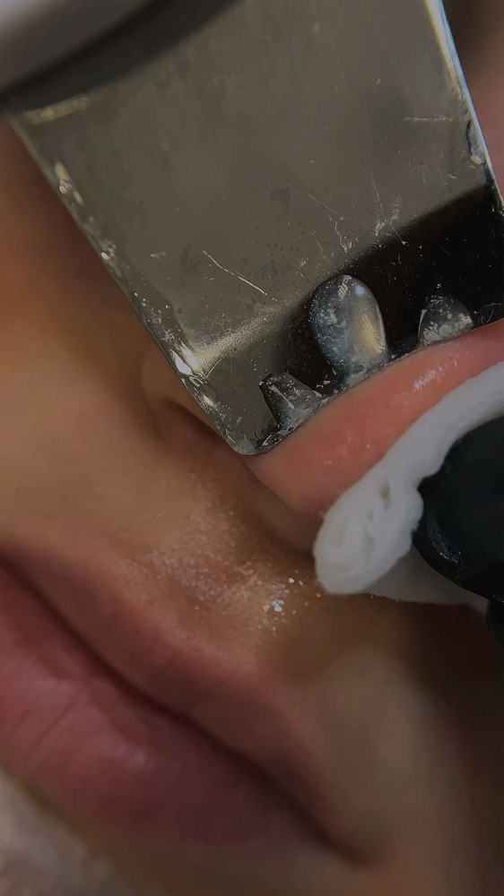 Ultrasonic Cleansing + LED Mask
