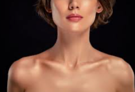 Neck & Décolleté Hydrafacial