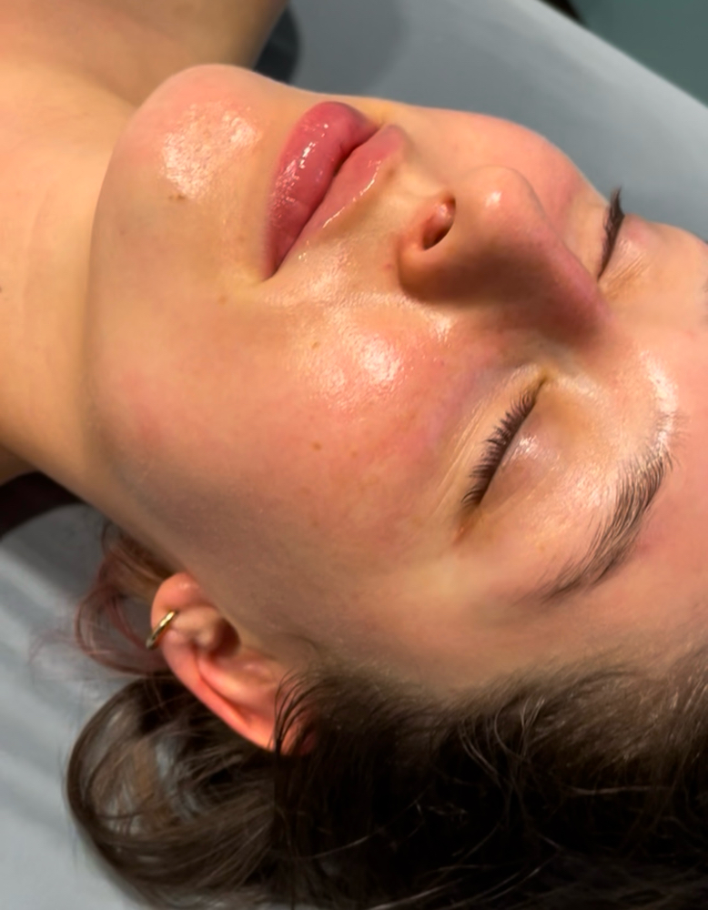 NanoGlow Serum Infusion Facial