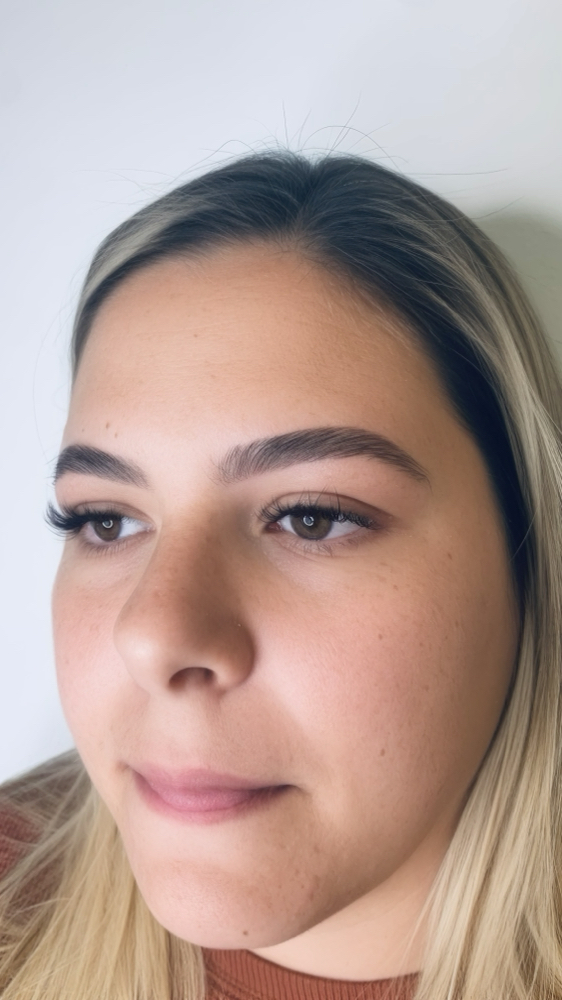 Brow Lamination + Brow wax