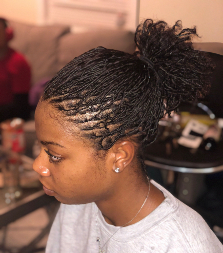 Micro Locs Retwist