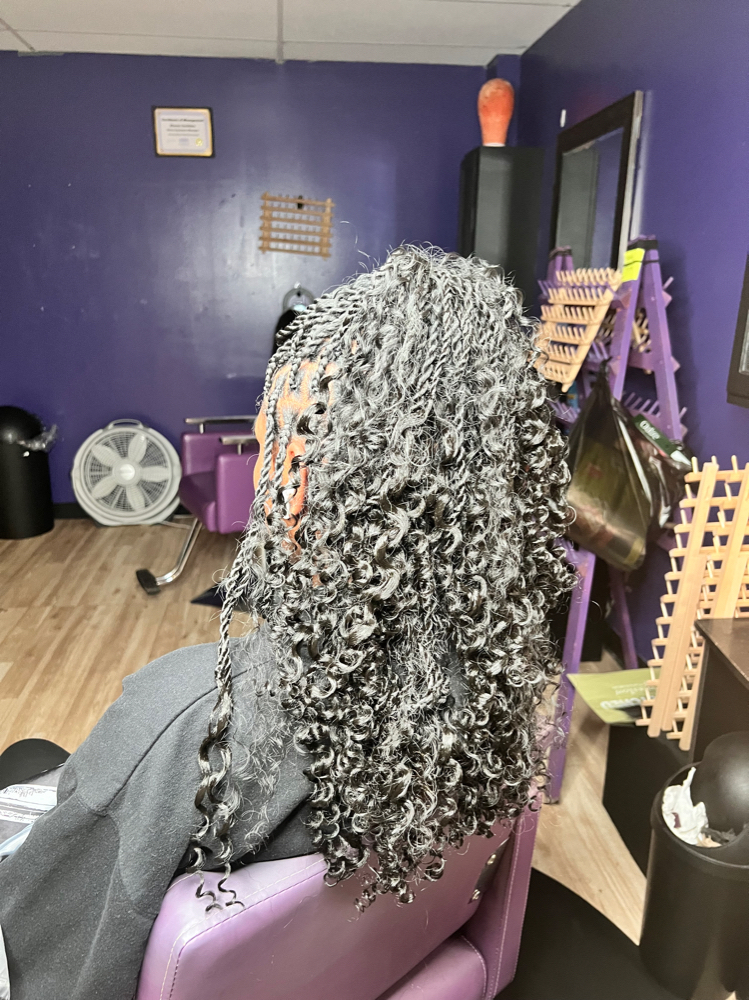 Shoulder Length Island Twist