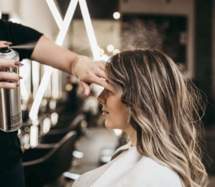 Womens cut & style