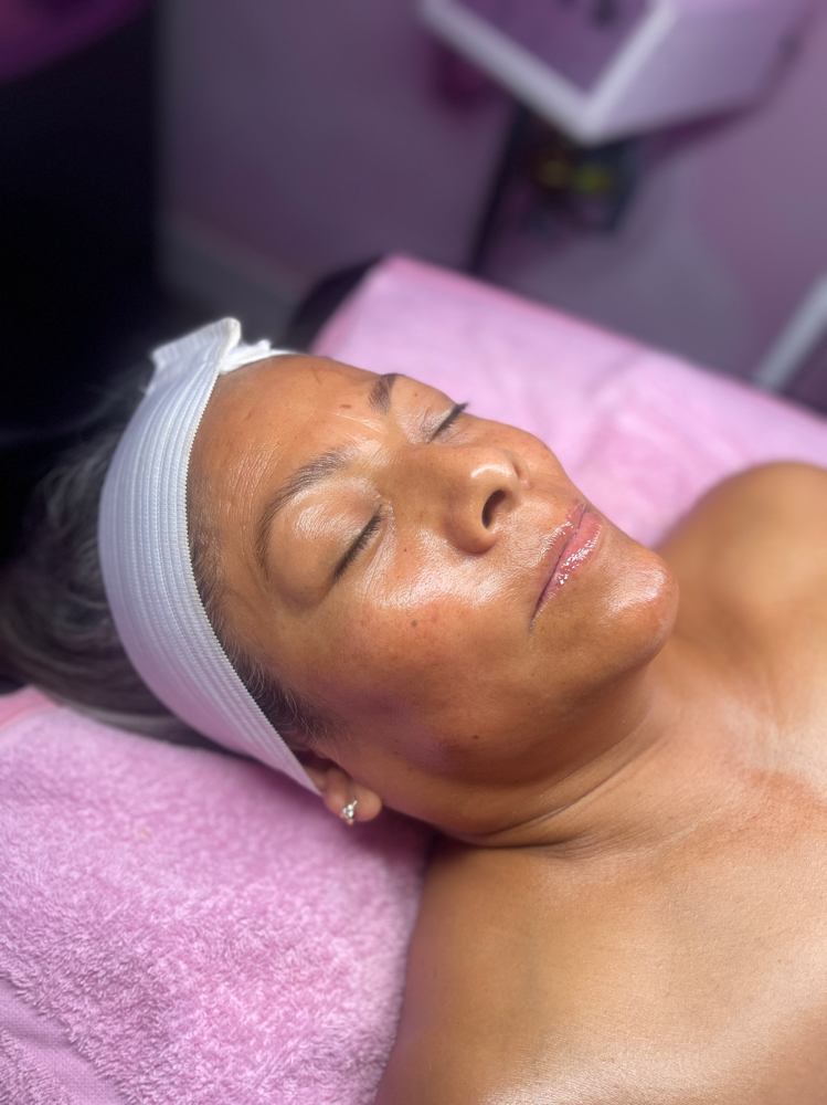 Faux-Tox Facial