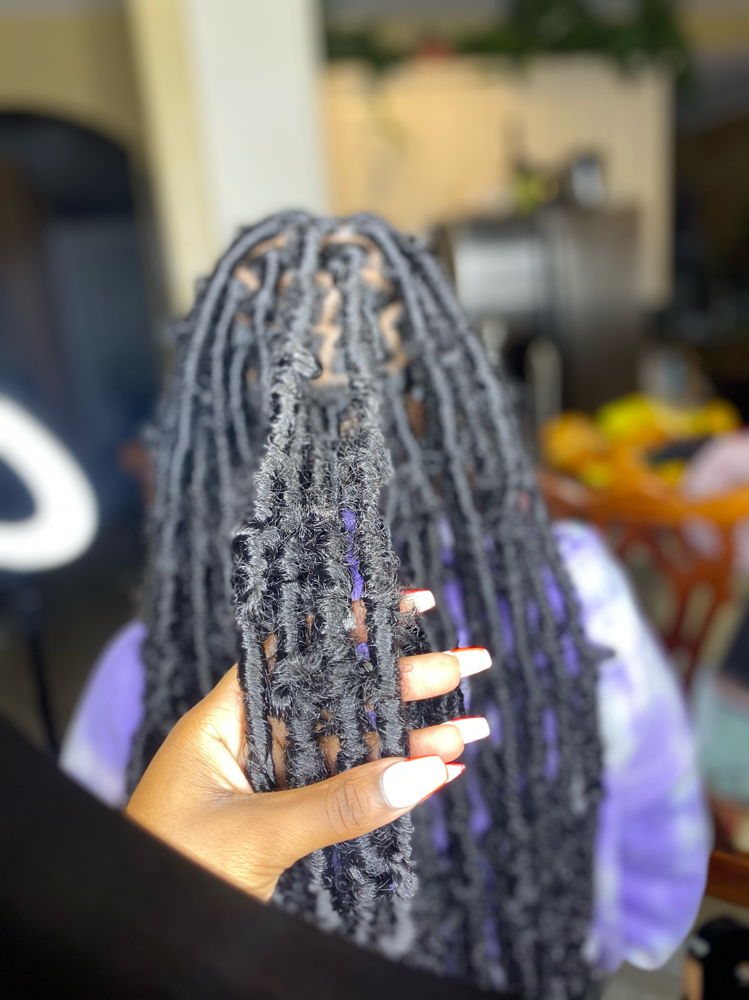 Buttefly Locs Midback